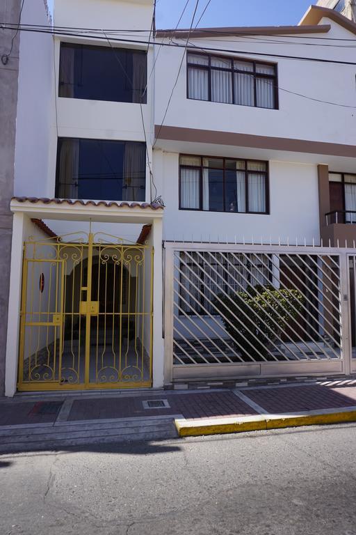Residencial Mamamia Hotel Tacna Luaran gambar