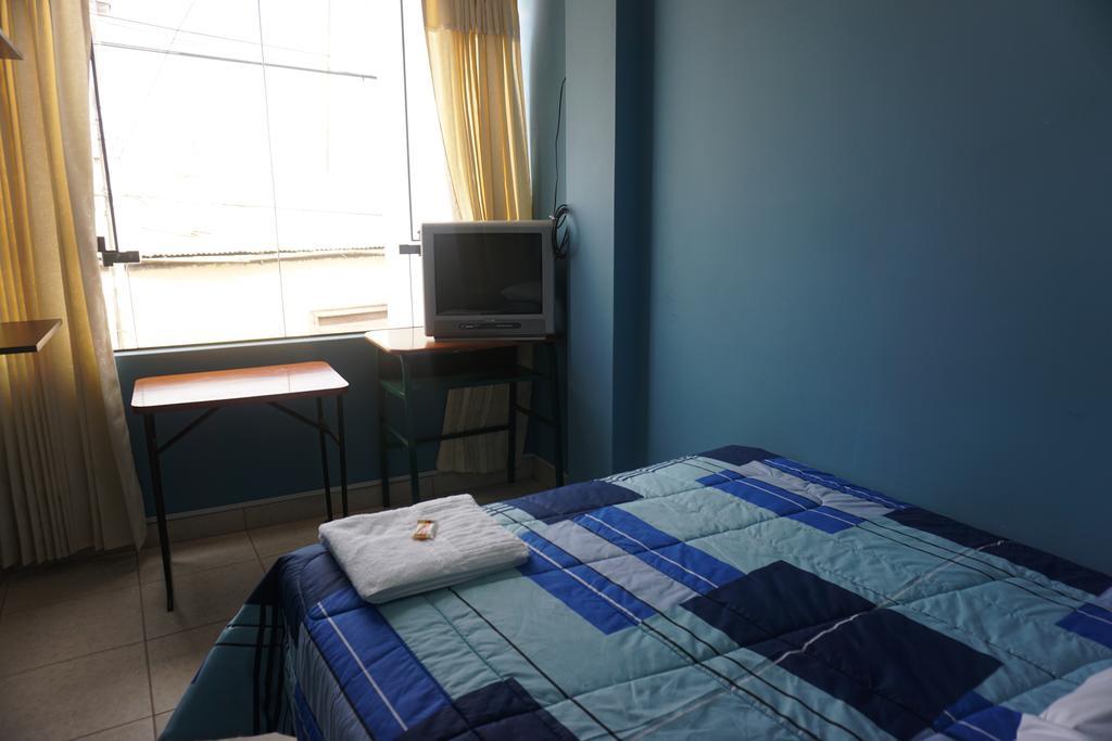 Residencial Mamamia Hotel Tacna Bilik gambar